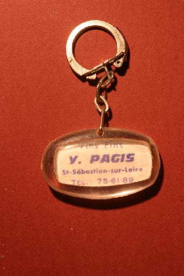 Vins Y-Pagis  ST SEB.JPG